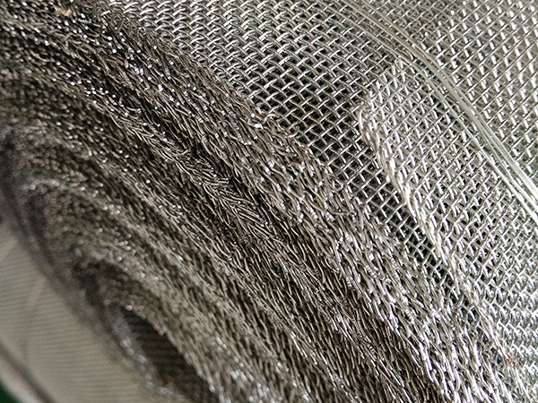 Galvanized Wire Mesh for Fencing.jpg
